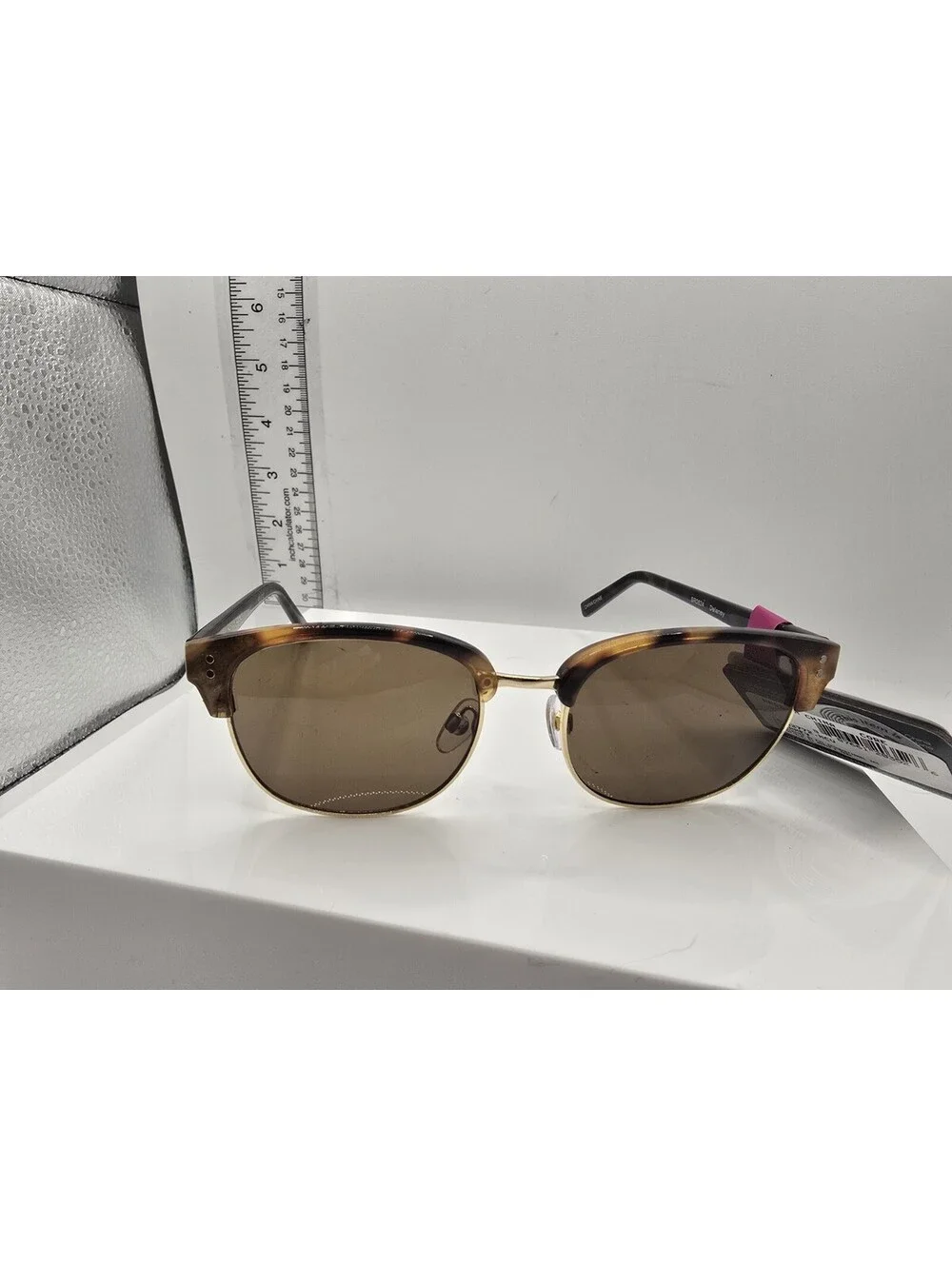 Foster Grant Delaney Unisex Tortoiseshell Sunglasses 100% UVA-UVB